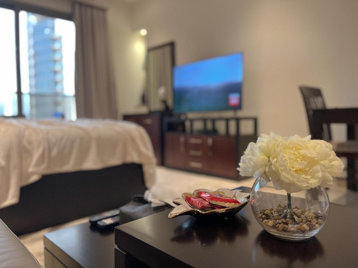 Trophy - Sky High Haven Suite Dubai Bagian luar foto