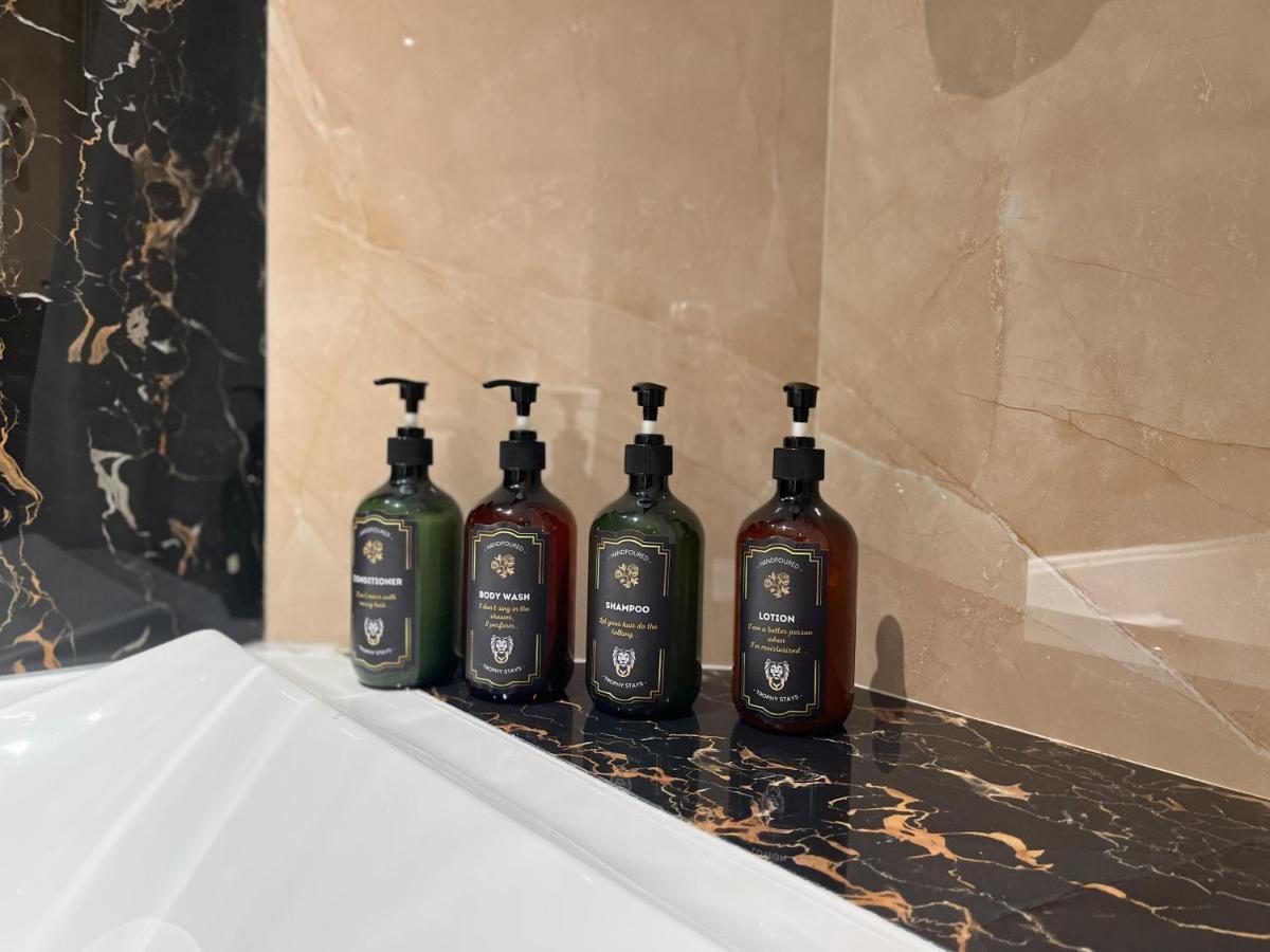 Trophy - Sky High Haven Suite Dubai Bagian luar foto